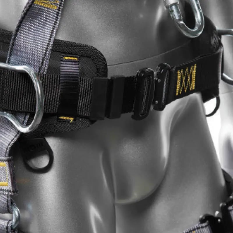 All purpose construction and rescue harness 